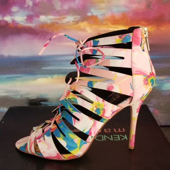 🆕️ Kylie & Kendall Madden Girl Multucolor Sandals - Picture 3 of 7